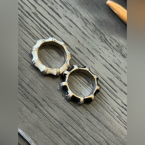 Size 7.5 Black Resin Ring - Picture 9 of 12